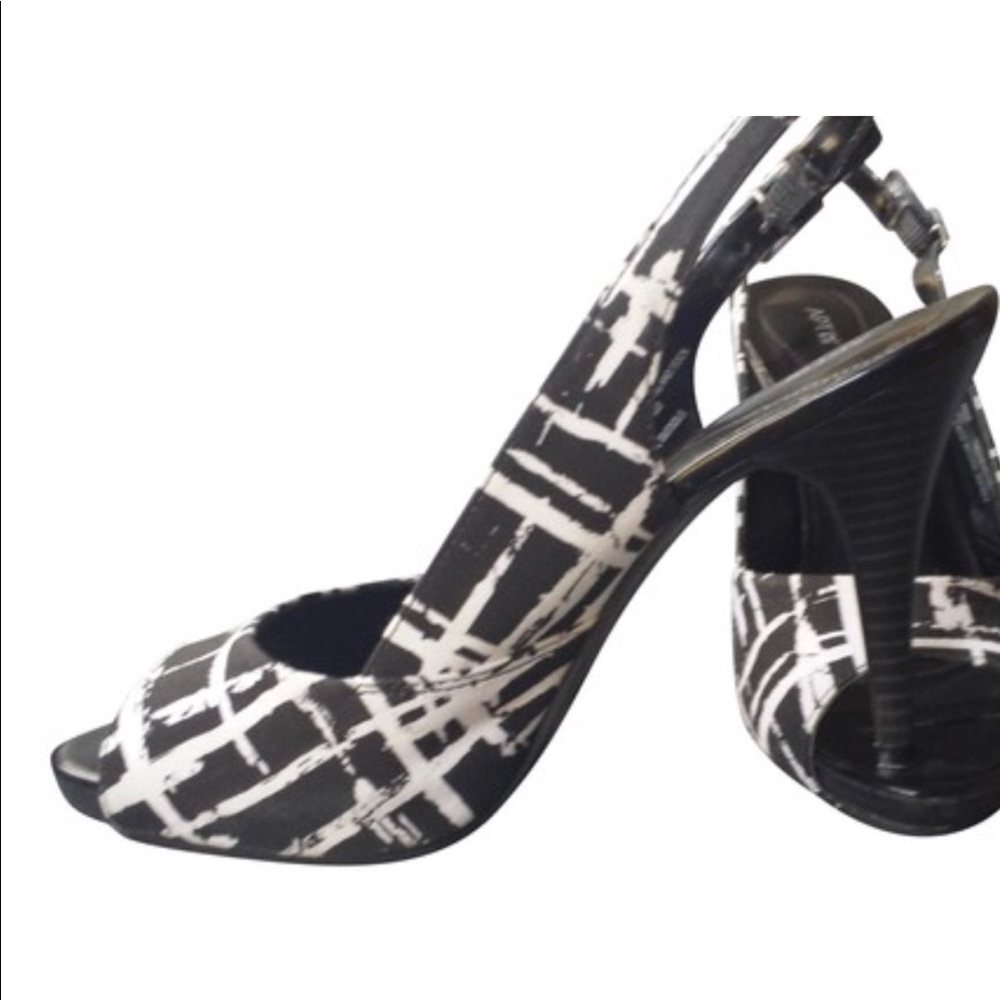 Apt.9 Arden Geo Print Slingback Heels